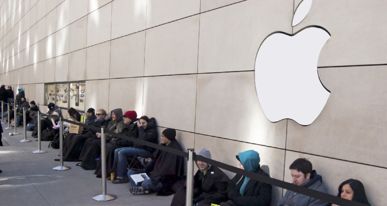 iPhone customer loyalty example. 